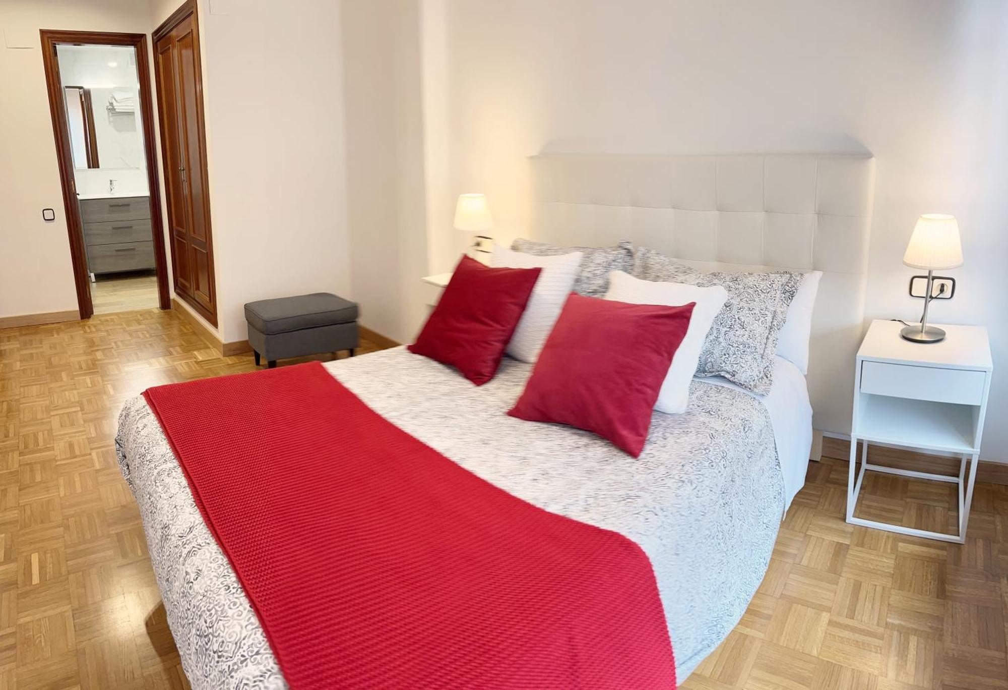 Apartamento Europa Centric Parking Gratis 奥维耶多 外观 照片
